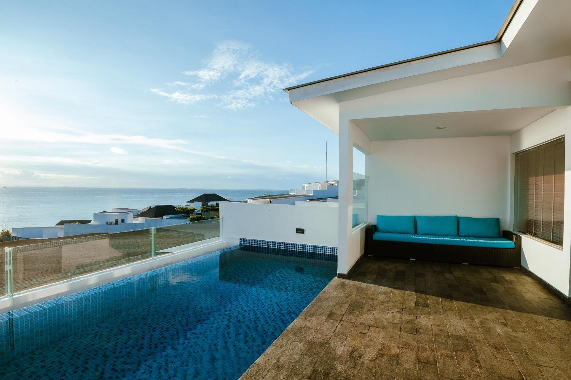 Montigo Resort Nongsa Exterior photo